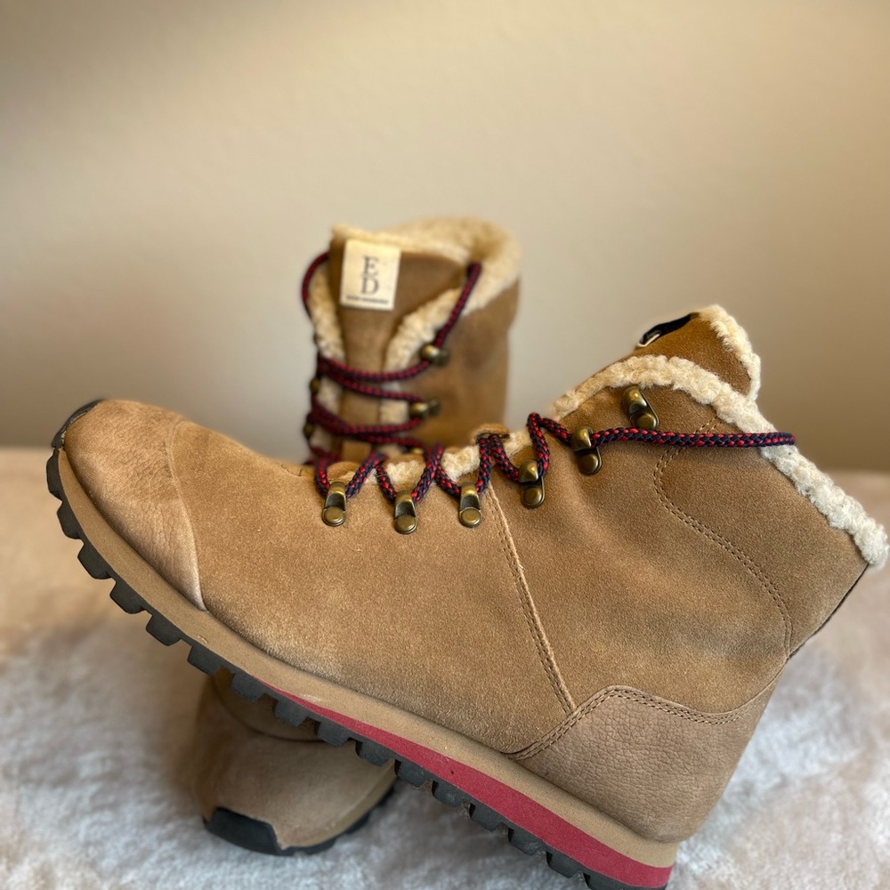 Ellen Degeneres Tan Suede Shearling Lace-Up Winter Boots Size 10